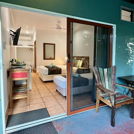 Rainforest Motel Mission Beach Extérieur photo