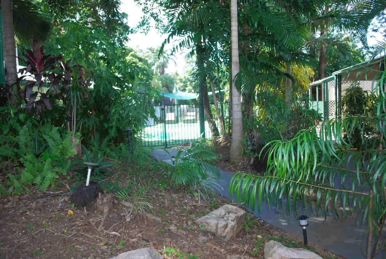 Rainforest Motel Mission Beach Extérieur photo