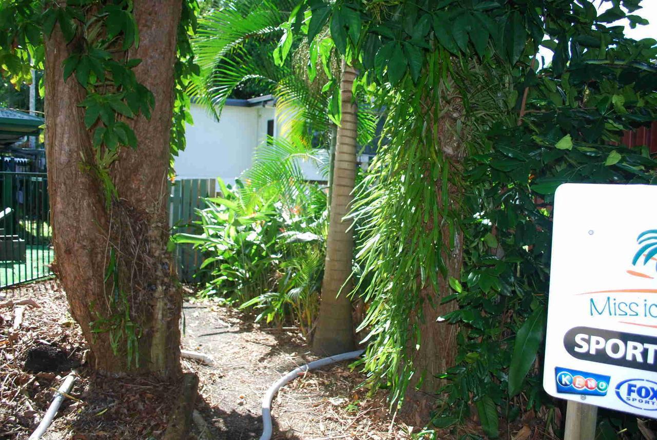 Rainforest Motel Mission Beach Extérieur photo